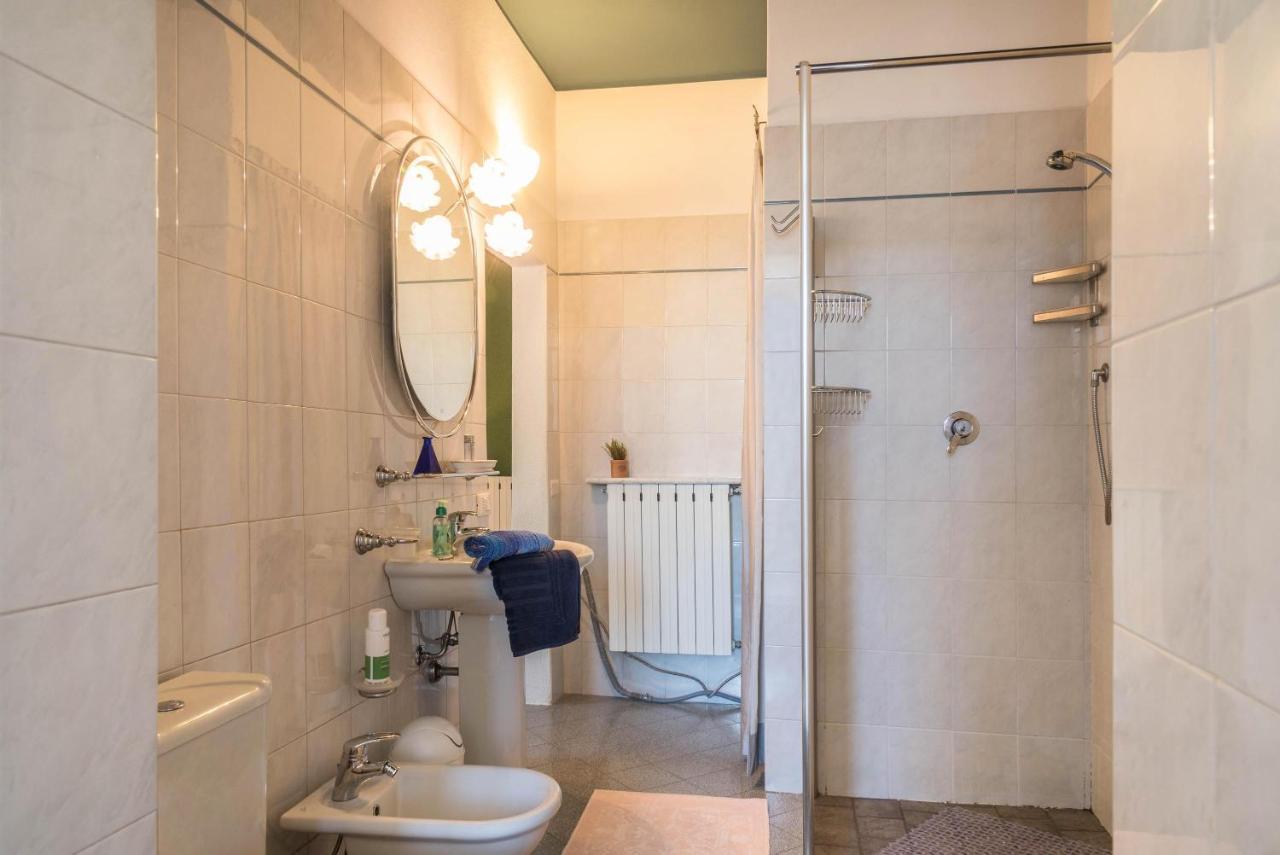 Tinas Yellow Home Leggiuno Экстерьер фото